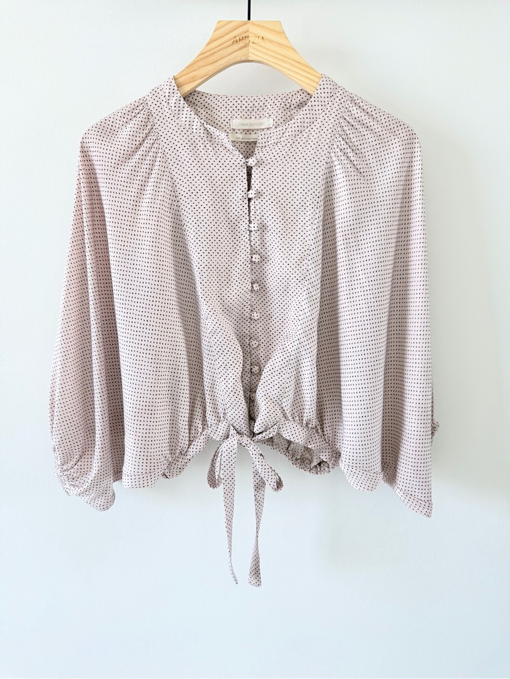 Urban Outfitters UO Covered Button-Down Tie Top Baby Pink S/P - Picture 2 of 15